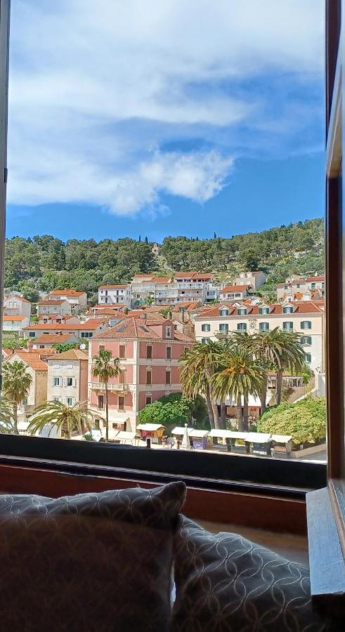 Apartment Lilly With Amazing City View Hvar Town Eksteriør billede
