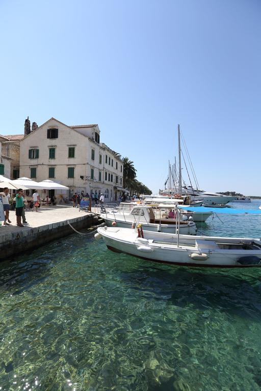 Apartment Lilly With Amazing City View Hvar Town Eksteriør billede
