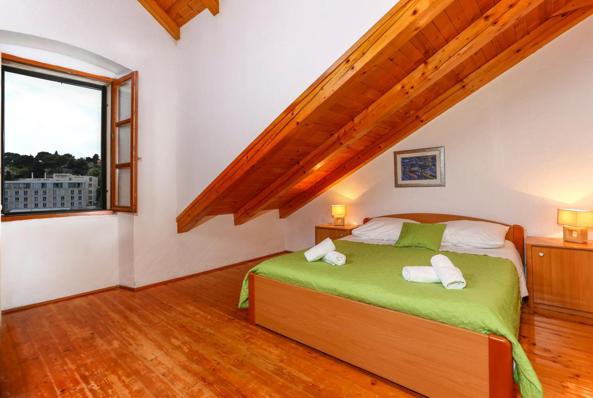 Apartment Lilly With Amazing City View Hvar Town Eksteriør billede