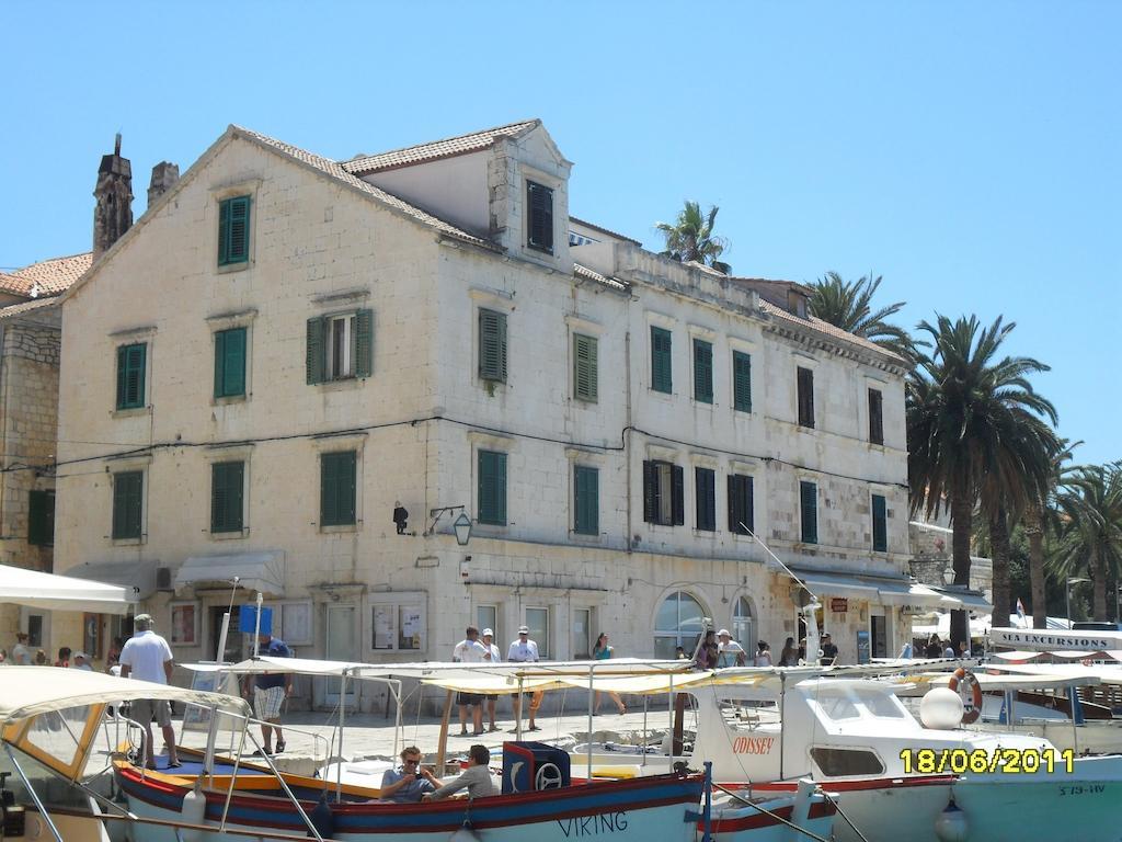 Apartment Lilly With Amazing City View Hvar Town Værelse billede